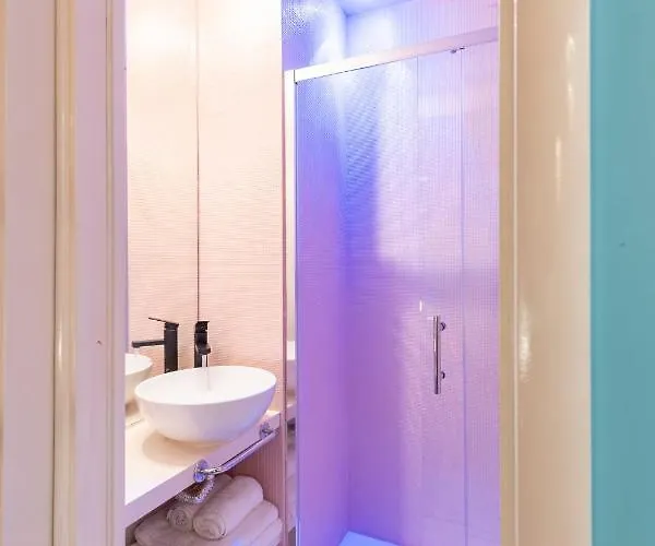 The 62 L Homkeey Апартаменты