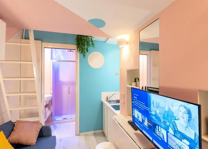 The 62 L Homkeey Апартаменты